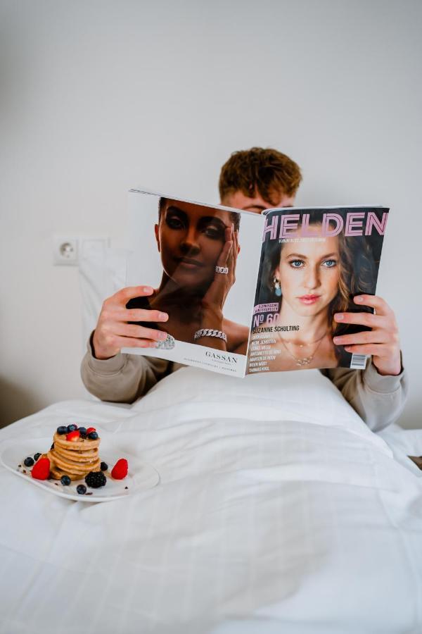 Uitgerust Voor Zaken Bed and Breakfast Heerenveen Eksteriør billede